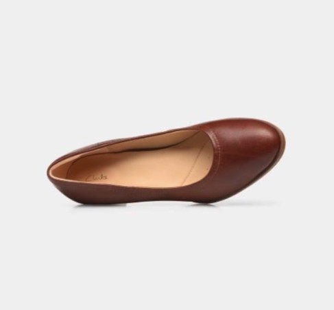 CLARKS Kaylin60 Flex tan leather