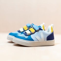 VEJA Small V-12 Multico Swan White