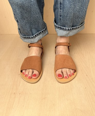 THELUTO Amel Nubuck Camel