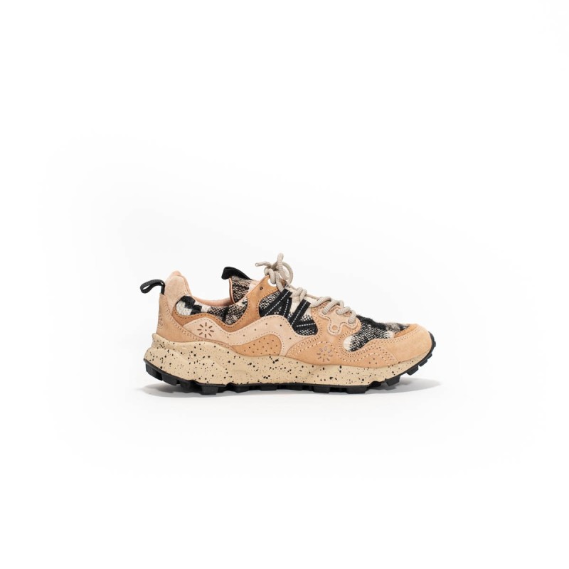 FLOWER MOUNTAIN Yamano 3 Woman Suède/Woolen Knitting Braids