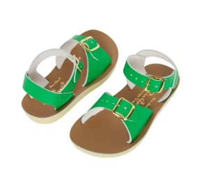 SALT WATER Surfer Kelly Green