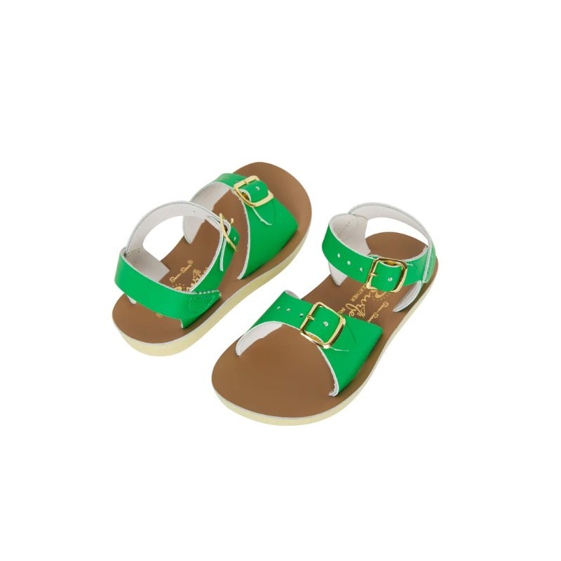 SALT WATER Surfer Kelly Green