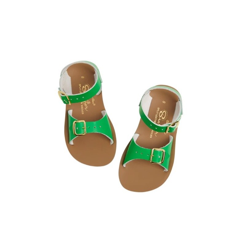 SALT WATER Surfer Kelly Green